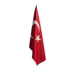 Saten kumaştan üretilmiş simsiz/püskülsüz Türk tören makam bayrağı, resmi kurum, okul, kişisel kullanım, tören, makamlarda ve protokol alanlarında kullanılan premium makam bayrağı görseli.