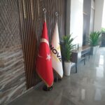 makam bayrağı krom direkli